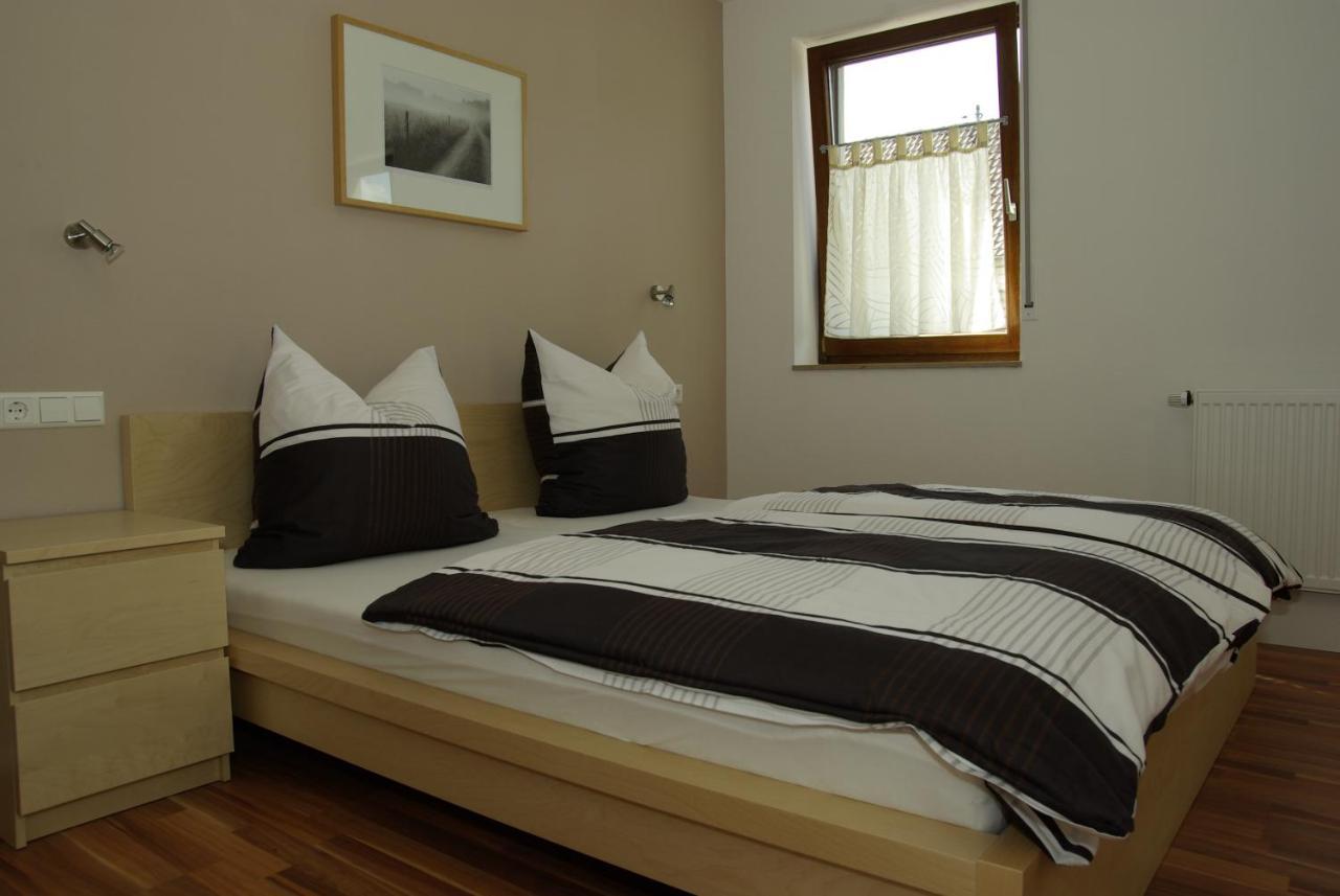 Gaestezimmer Zwischen Neckar Und Enz Hotel Besigheim Eksteriør billede